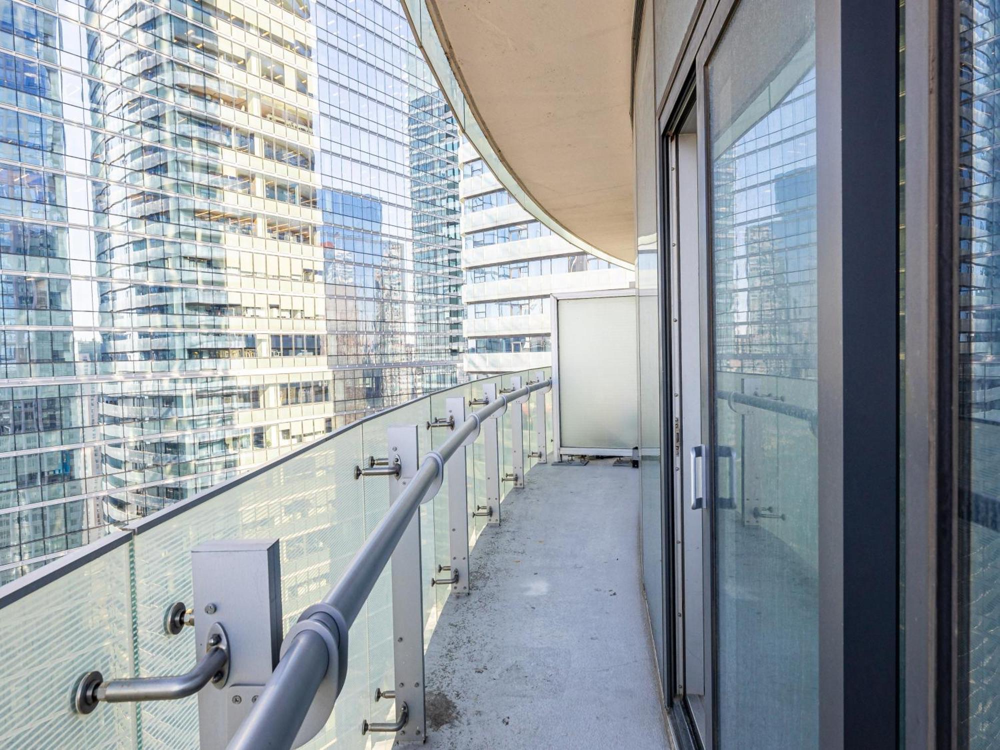 Globalstay. Amazing Downtown Apartments Toronto Buitenkant foto